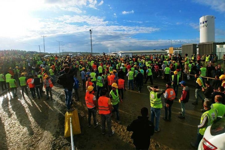 British trade unionists urge Turkish government to release construction workers