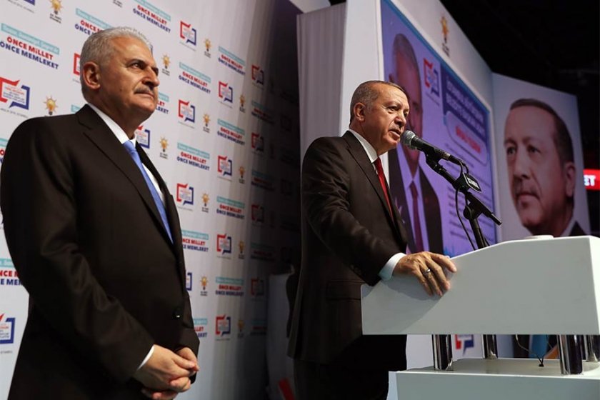 Gripped with fear, the AKP-MHP alliance is heedless of the mere Constitution!