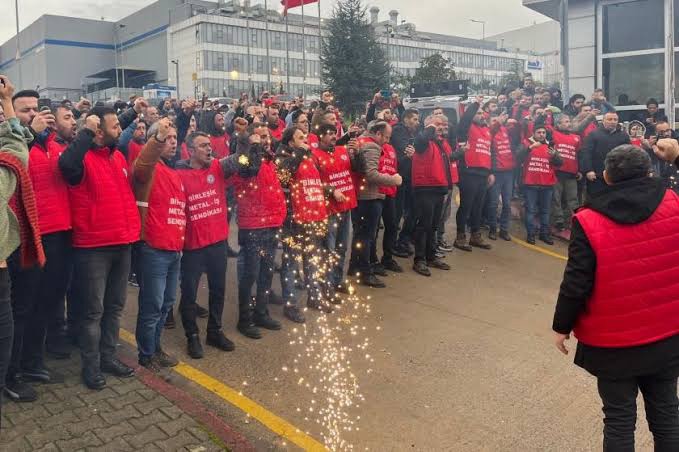 Turkey’s Metal Workers Step Up Resistance in Contract Dispute