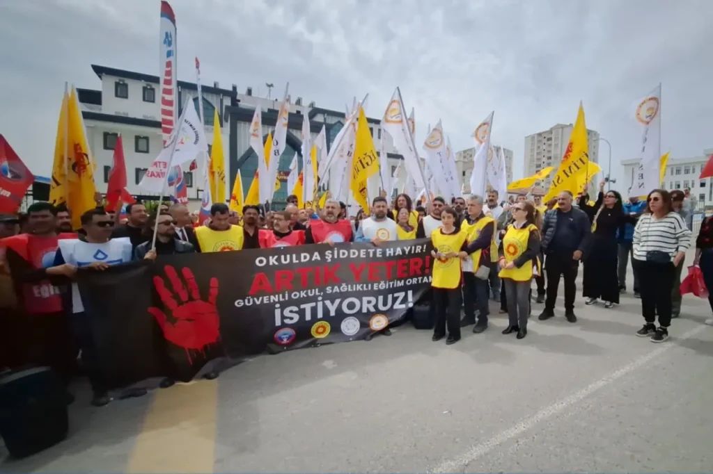 No matter what happens in Turkey, no one takes responsibility. No one resigns